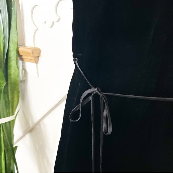 Rag & Bone Jamie Black Velvet V-Neckline Straight-Leg Tie Waist Jumpsuit Size 4 - Picture 7 of 12